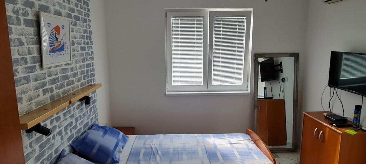 Apartmani Centar Seline Paklenica Bagian luar foto